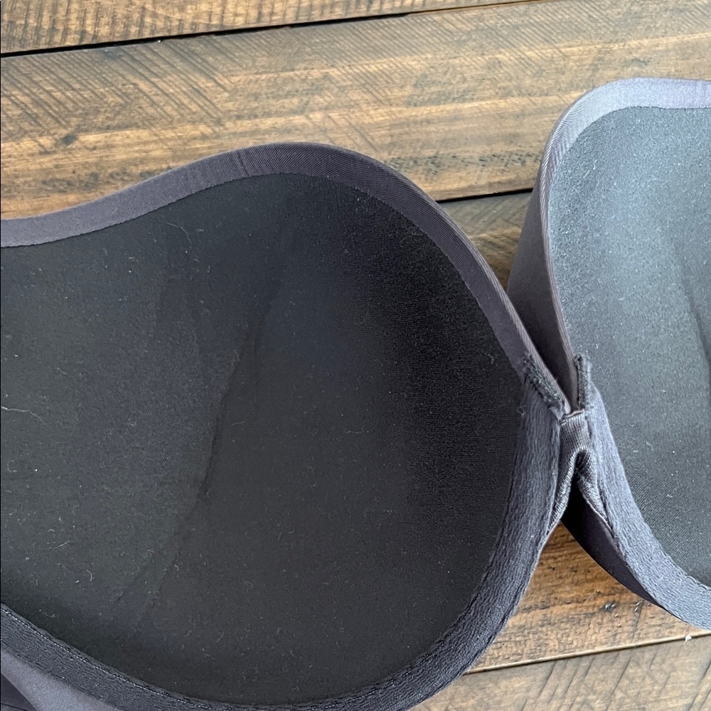 SKIMS Nipple Push Up Bra - Picture 9 of 11